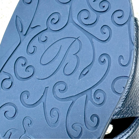 BRIGHTON KACEY Black Leathher Sandals Sz 7.5 NWT - Picture 12 of 12